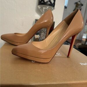Christian Louboutin Pigalle Plato 100